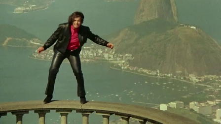 Roberto Carlos, Looking for Adventure