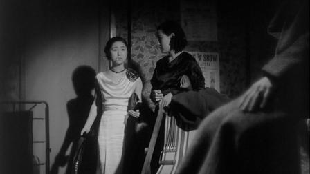 Dragnet Girl