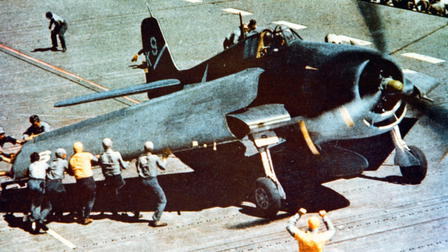 USS Yorktown - Fleet Aircraft Carrier US Navy