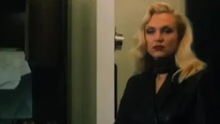Blondes Have More Guns