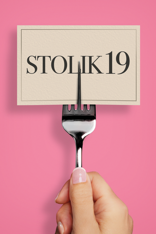 Stolik 19