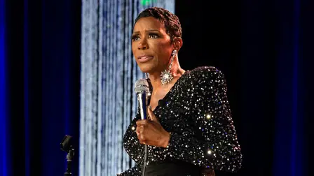 Sommore: Chandelier Fly
