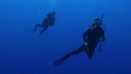 Alien Encounter at Loch Ness