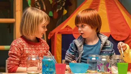 Karsten og Petra lager teater