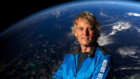 Calleja en el Espacio