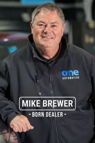 Mike Brewer: Born Dealer