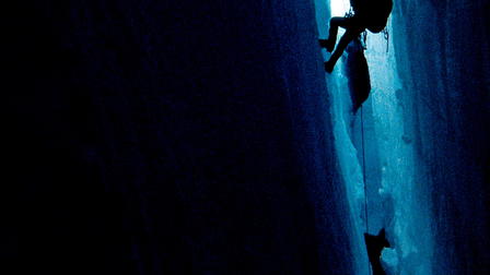 Touching the Void (Tocando el vacío)
