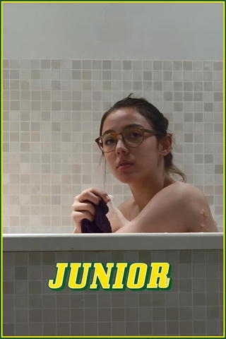 Junior (2011)