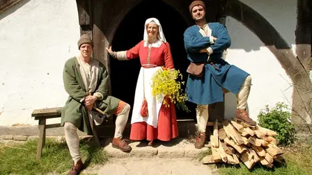 Tudor Monastery Farm at Christmas