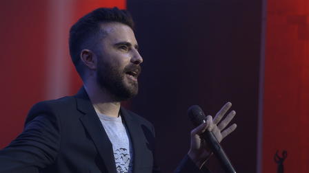 Fernando Sanjiao: Hombre