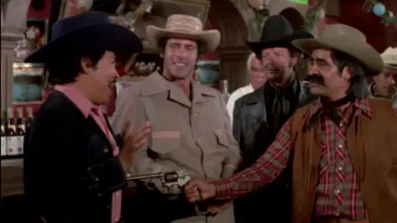 El Giro, El Pinto Y El Colorado