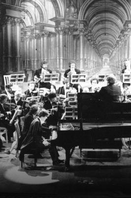 Mozart: Concierto para Piano n°. 6 - Christian Zacharias