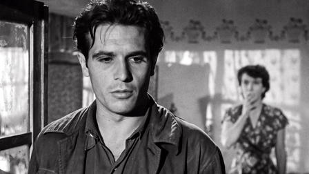 Hay un camino a la derecha