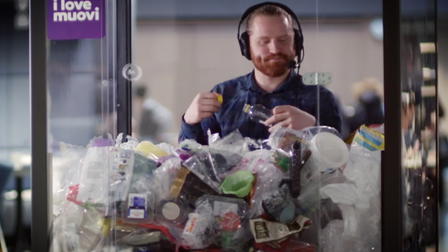 I love muovi: Plastic anonymous auttava puhelin