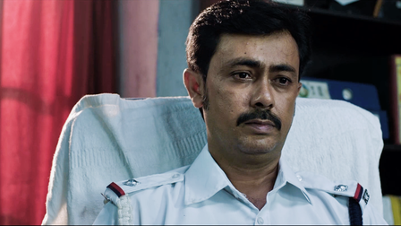 Mahanagari Theke Dure