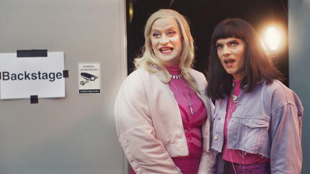 Tina & Bettina 2 – The Comeback