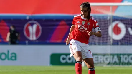 UEFA WCL Höjdpunkter: Benfica - Arsenal FC
