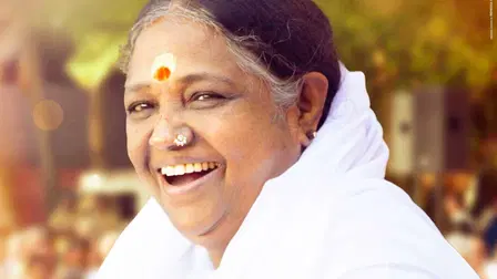 Amma’s Way – Un abbraccio al mondo