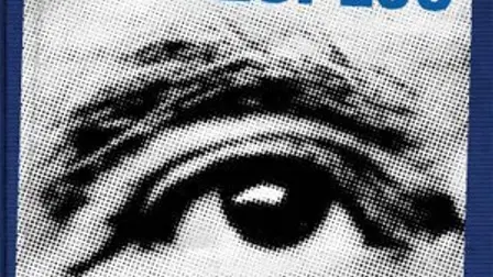 Más allá del espejo