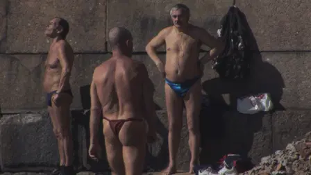 The Naked of Saint Petersburg