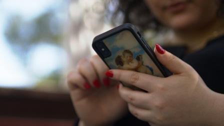 Tinder: A Predators' Playground