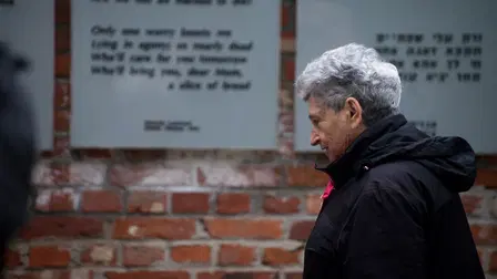 Warsaw: A City Divided