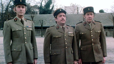 Les Bidasses au pensionnat