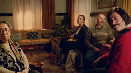 Comidark Films: In Between