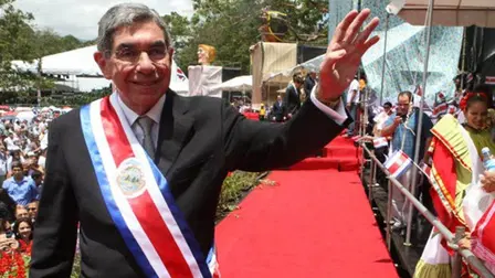 Oscar Arias: Without a Shot Fired