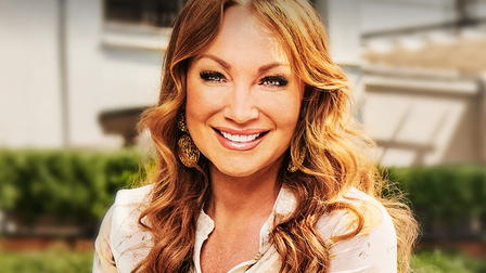 Charlotte Perrelli: Flickan Från Småland