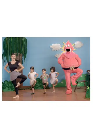 Petite Feet: The Alphabet Jungle