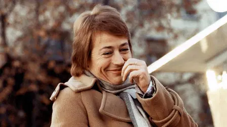 Cause toujours... tu m'intéresses!