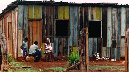 Brasilia, Contradictions of a New City