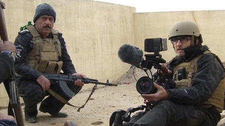 Armado com uma Câmera: Vida e Morte de Brent Renaud